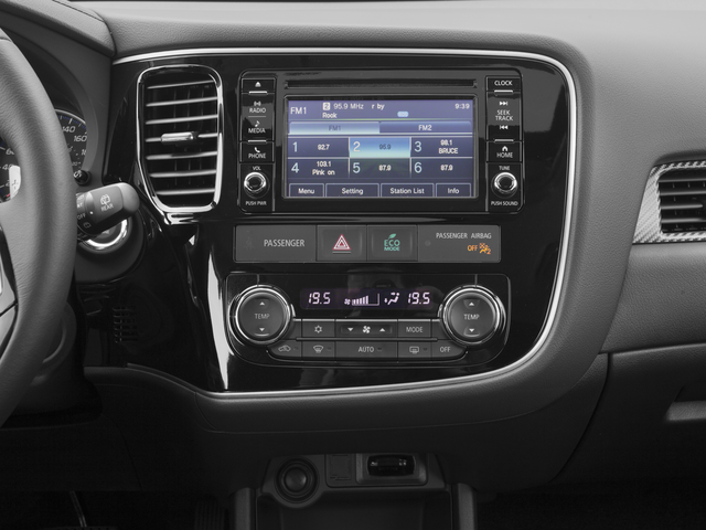 2016 Mitsubishi Outlander SE