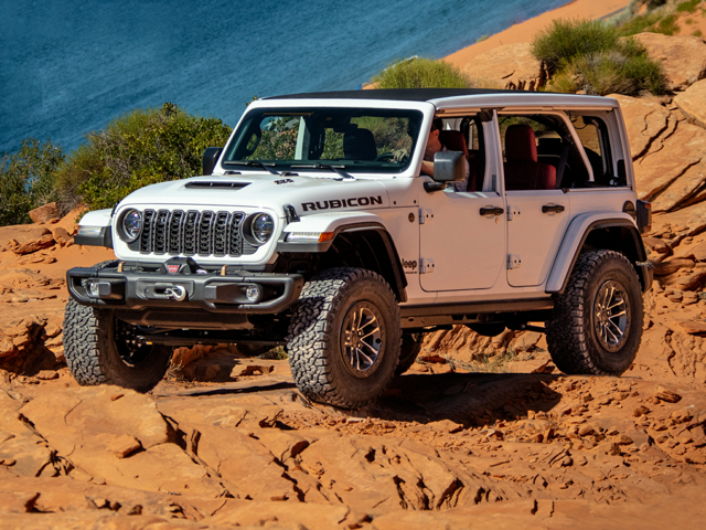 A parked, white 2024 Jeep Wrangler | Jeep dealer in Altoona, PA | Courtesy Motor Sales