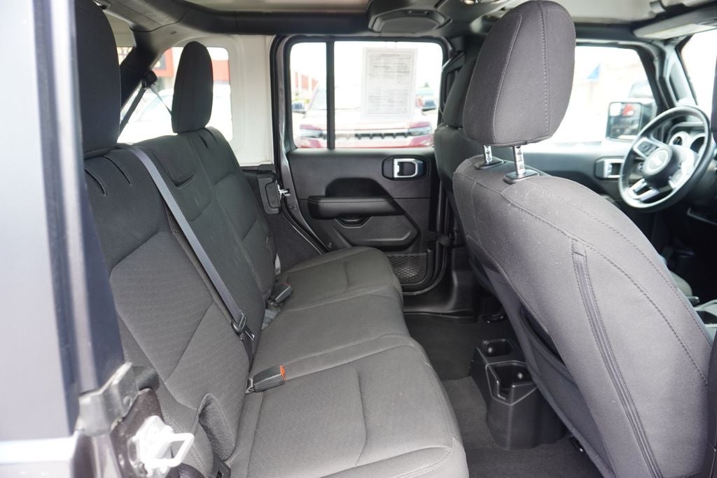 2023 Jeep Wrangler 4-Door Sahara