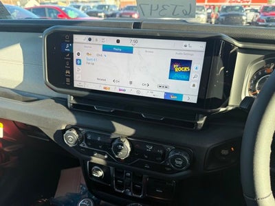 2026 Jeep Wrangler 4-Door Sport RHD 4x4