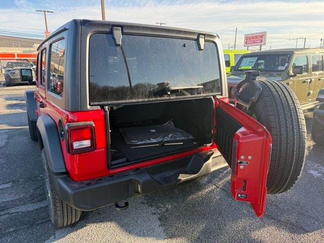 2026 Jeep Wrangler 4-Door Sport RHD 4x4