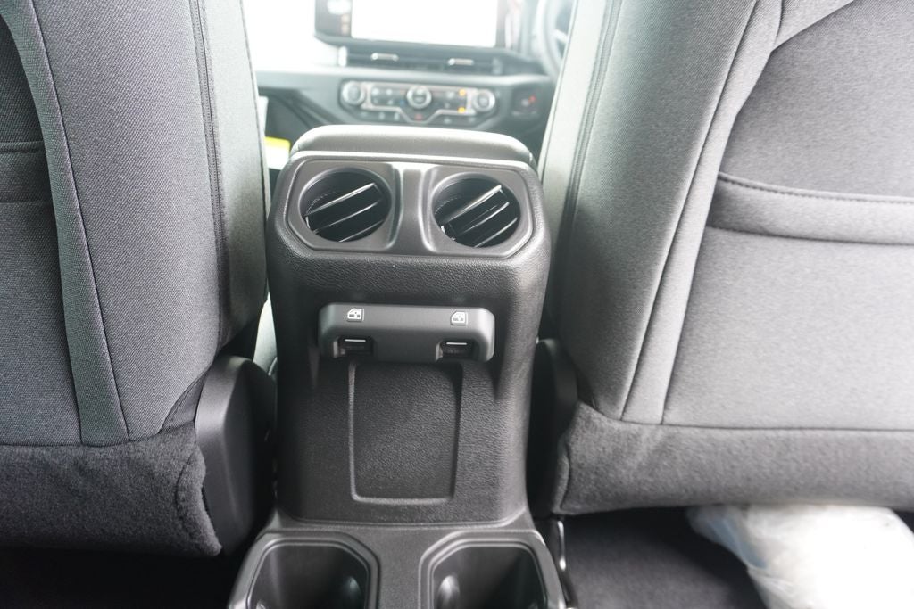 2026 Jeep Wrangler 4-Door Sport RHD 4x4