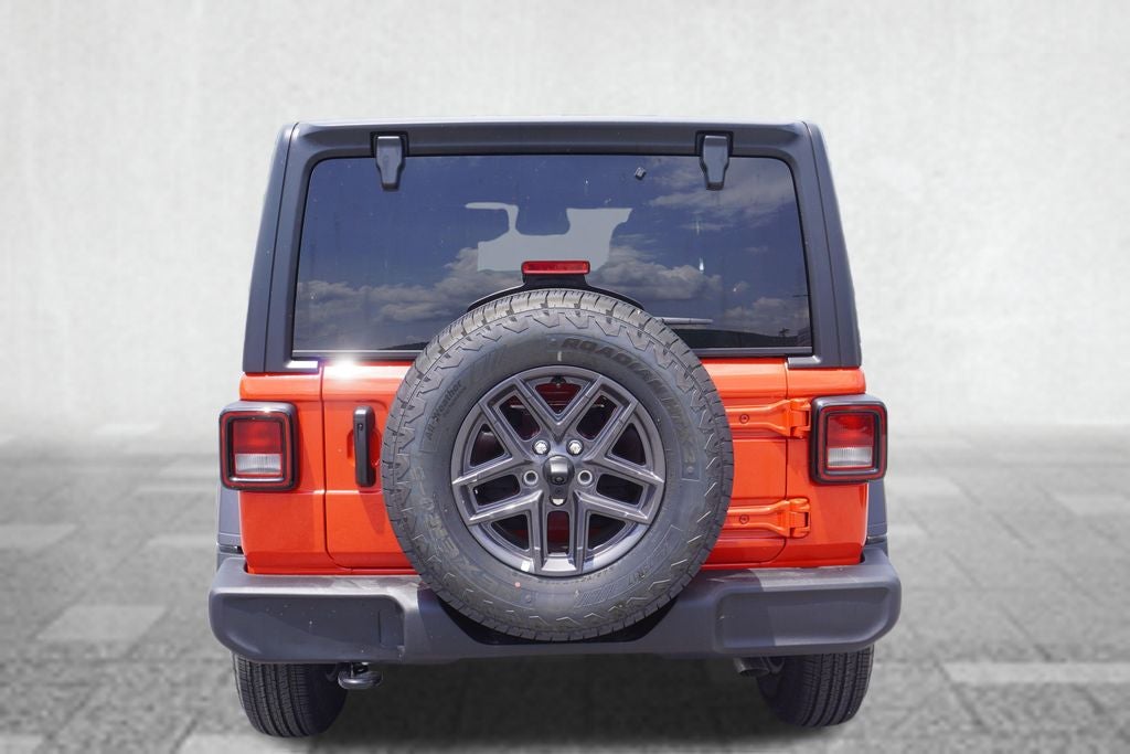 2026 Jeep Wrangler 4-Door Sport RHD 4x4