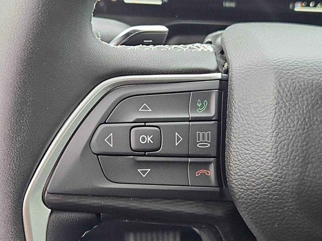 2027 Jeep Grand Cherokee GRAND CHEROKEE LAREDO 4X4