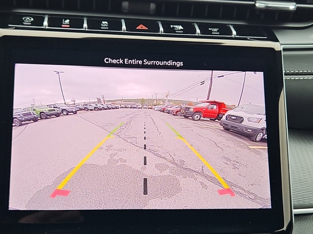 2027 Jeep Grand Cherokee GRAND CHEROKEE LAREDO 4X4