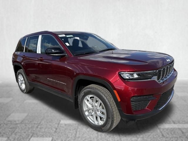 2025 Jeep Grand Cherokee GRAND CHEROKEE LAREDO X 4X4