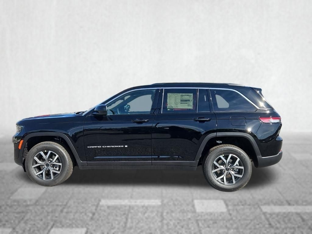 2027 Jeep Grand Cherokee Laredo X
