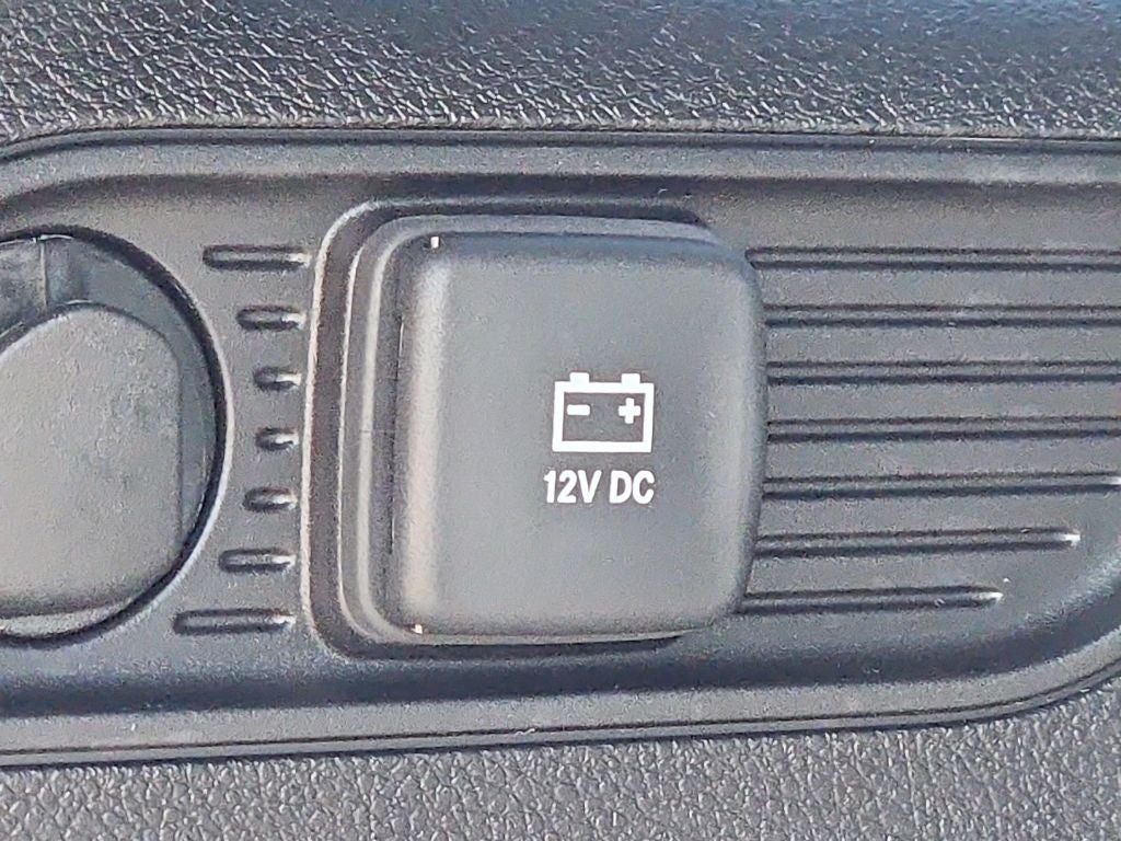 2027 Jeep Grand Cherokee GRAND CHEROKEE LAREDO X 4X4