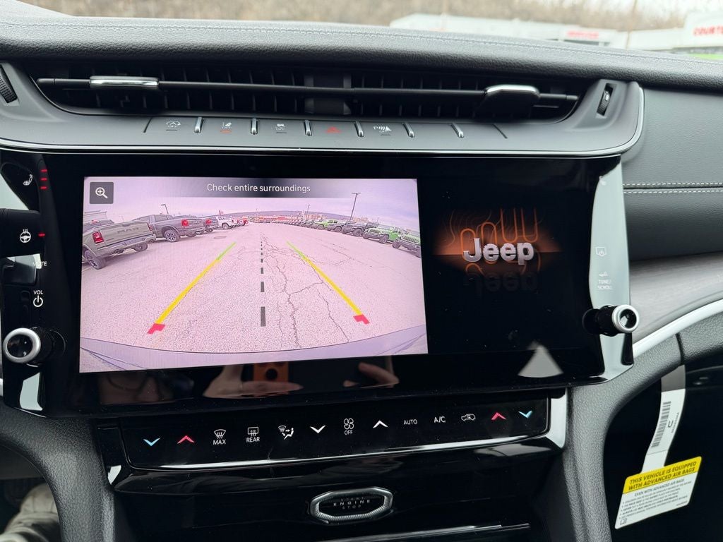 2026 Jeep Grand Cherokee GRAND CHEROKEE LAREDO ALTITUDE 4X4