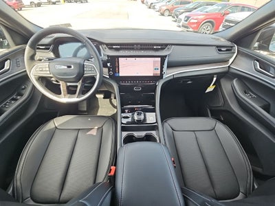 2027 Jeep Grand Cherokee GRAND CHEROKEE LIMITED 4X4