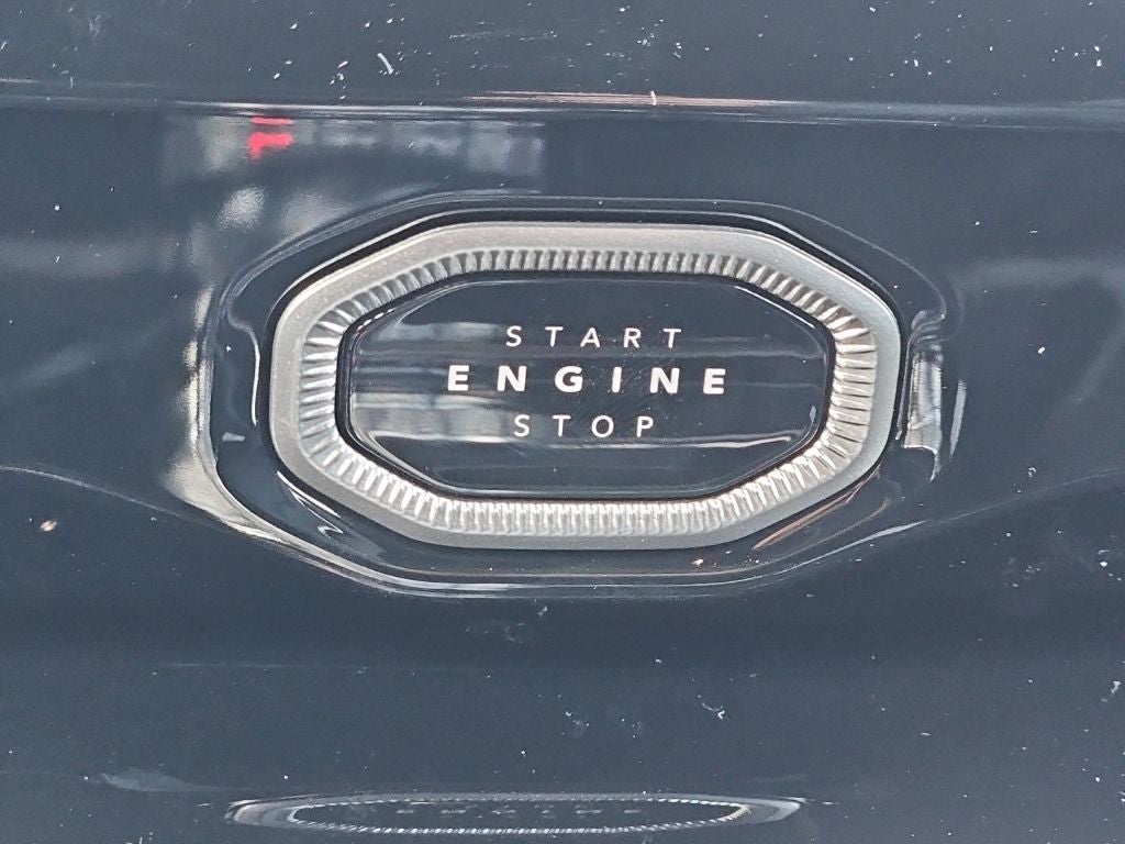 2027 Jeep Grand Cherokee GRAND CHEROKEE LIMITED 4X4