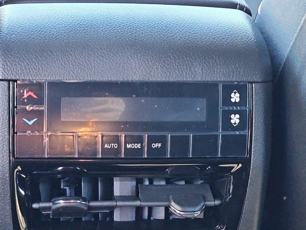 2027 Jeep Grand Cherokee GRAND CHEROKEE L LAREDO ALTITUDE 4X4