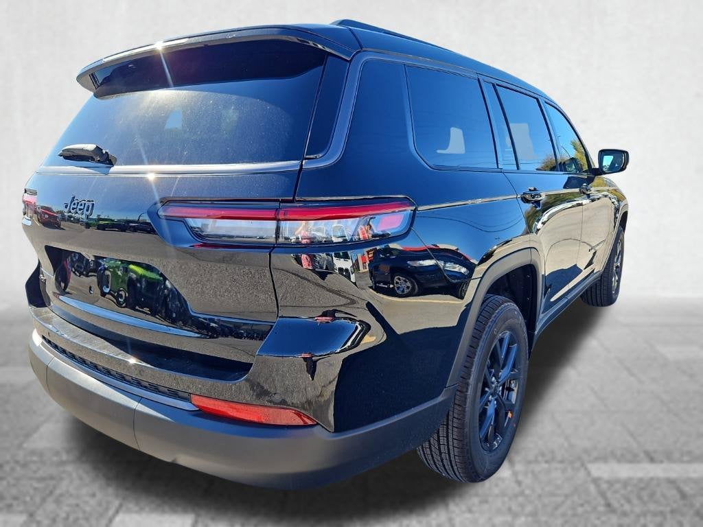 2027 Jeep Grand Cherokee GRAND CHEROKEE L LAREDO ALTITUDE 4X4