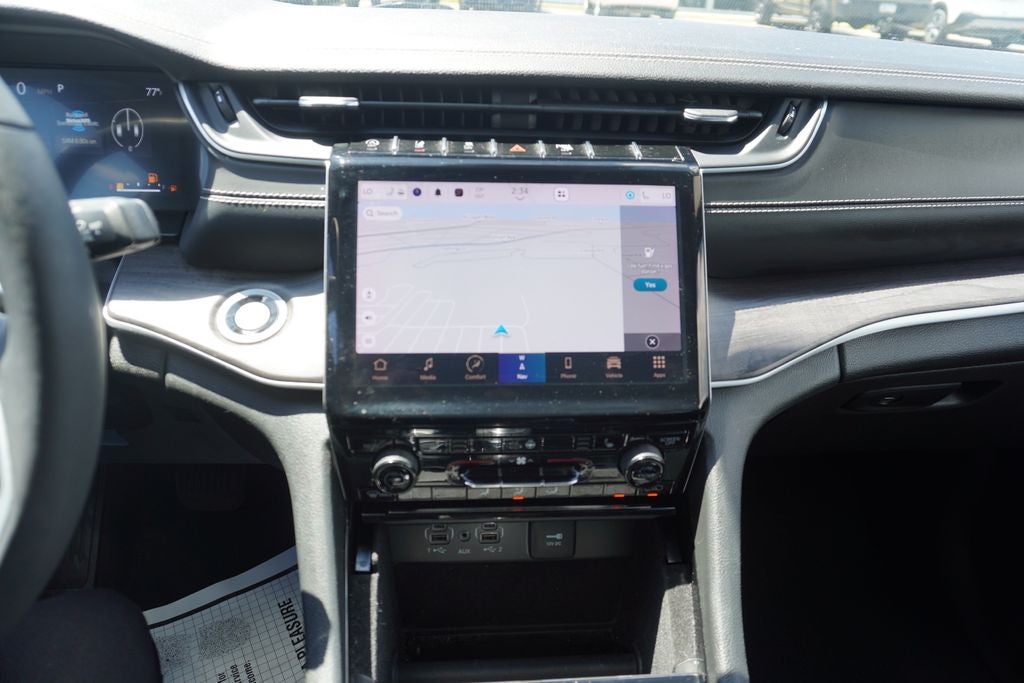 2023 Jeep Grand Cherokee L Limited 4x4