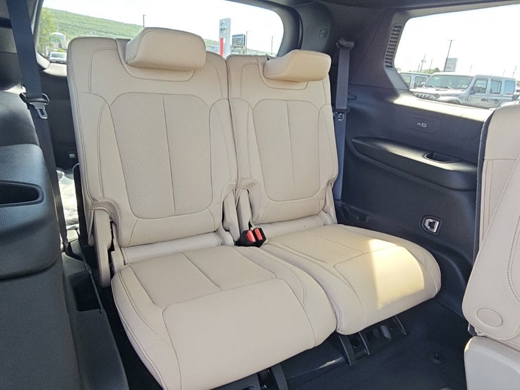 2027 Jeep Grand Cherokee GRAND CHEROKEE L LIMITED 4X4
