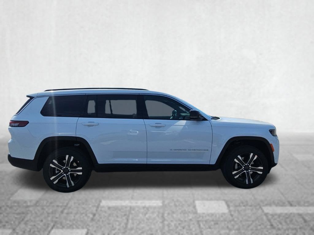 2027 Jeep Grand Cherokee GRAND CHEROKEE L LIMITED 4X4