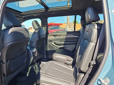 2027 Jeep Grand Cherokee GRAND CHEROKEE L LIMITED 4X4