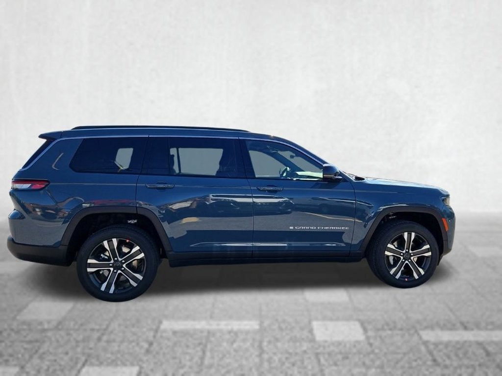 2027 Jeep Grand Cherokee GRAND CHEROKEE L LIMITED 4X4