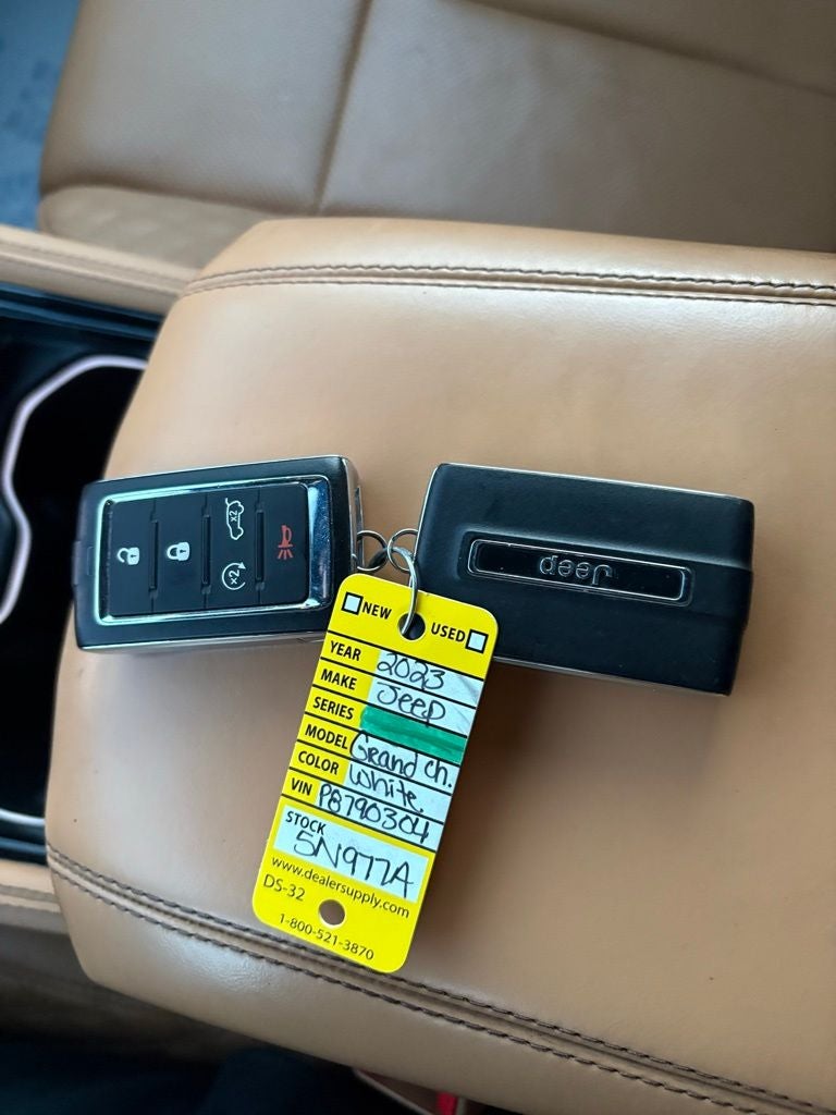 2023 Jeep Grand Cherokee L Summit Reserve 4x4