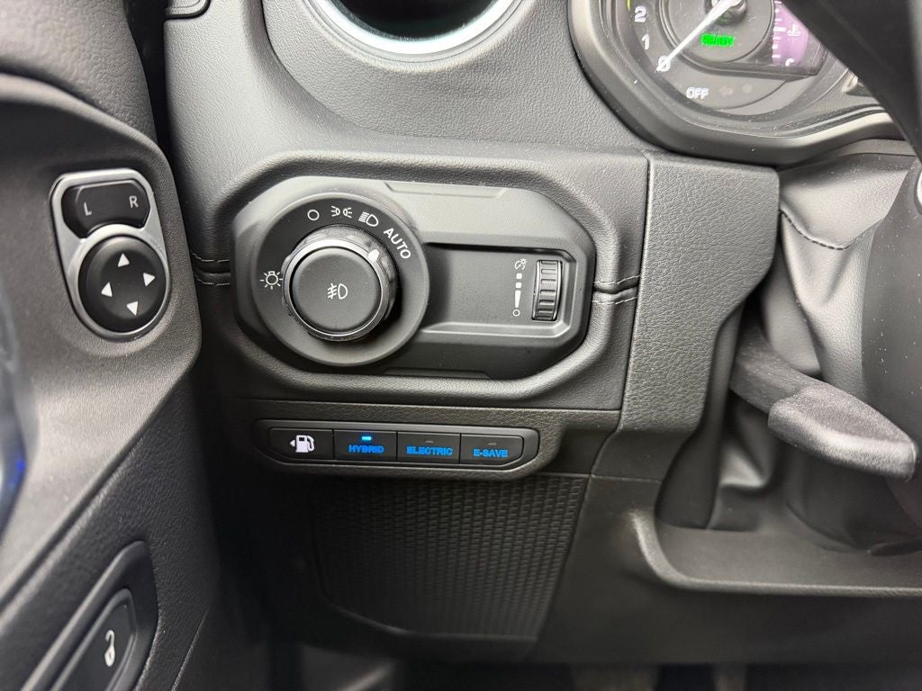 2024 Jeep Wrangler 4xe Sahara 4xe