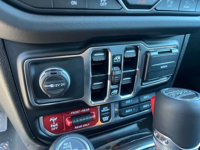 2025 Jeep Wrangler WRANGLER 4-DOOR RUBICON 392