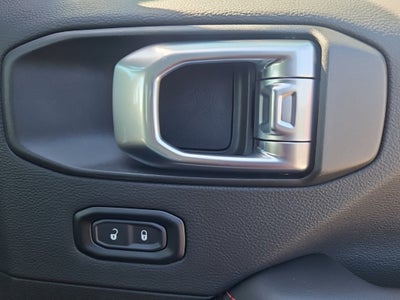 2027 Jeep Wrangler WRANGLER 4-DOOR MOAB