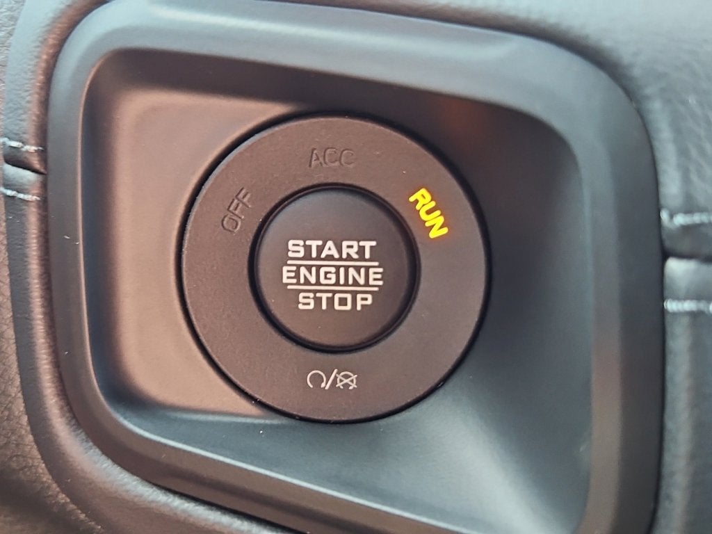 2027 Jeep Wrangler WRANGLER 4-DOOR MOAB