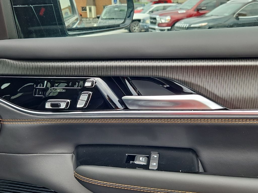 2026 Jeep Grand Wagoneer GRAND WAGONEER L SUMMIT RESERVE 4X4