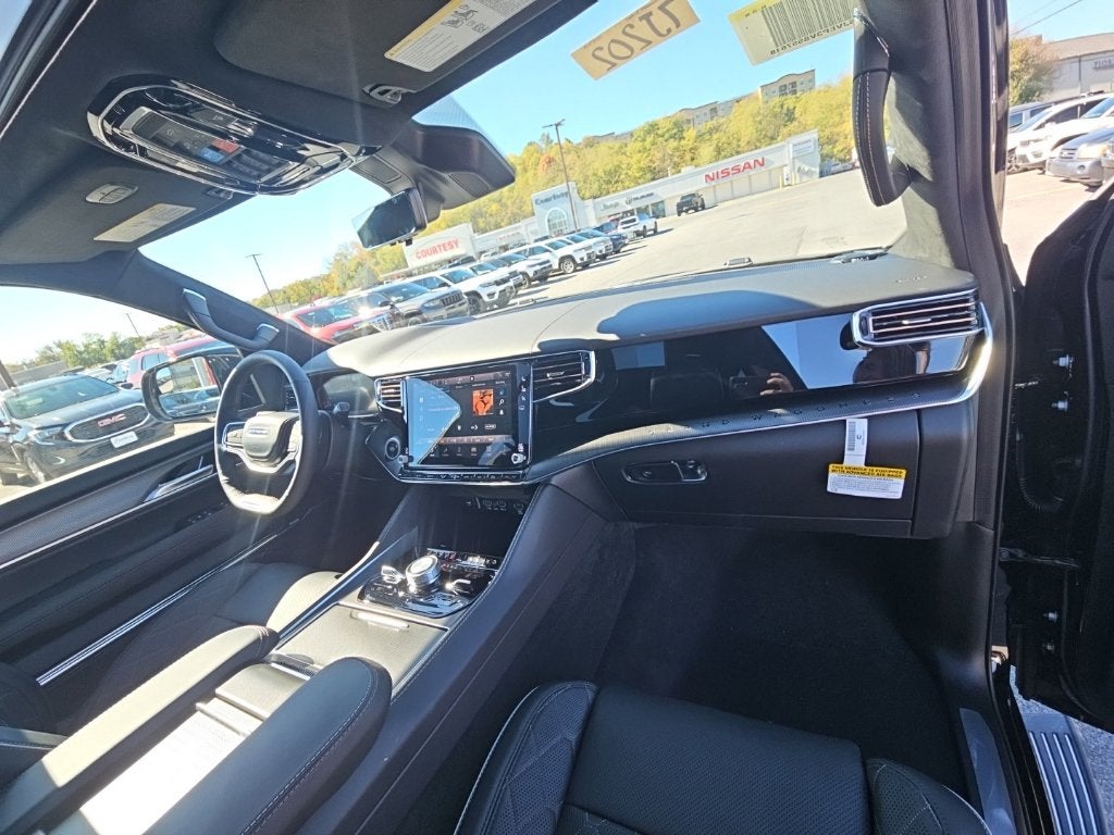 2027 Jeep Grand Wagoneer GRAND WAGONEER SUMMIT RESERVE 4X4