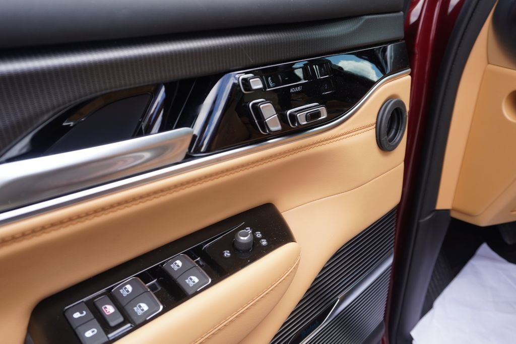 2026 Jeep Grand Wagoneer Summit Reserve 4x4