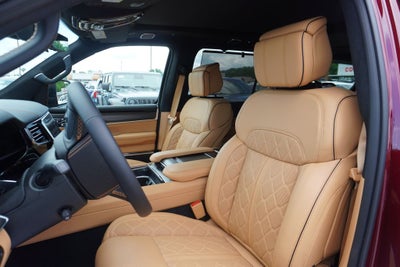 2026 Jeep Grand Wagoneer Summit Reserve 4x4