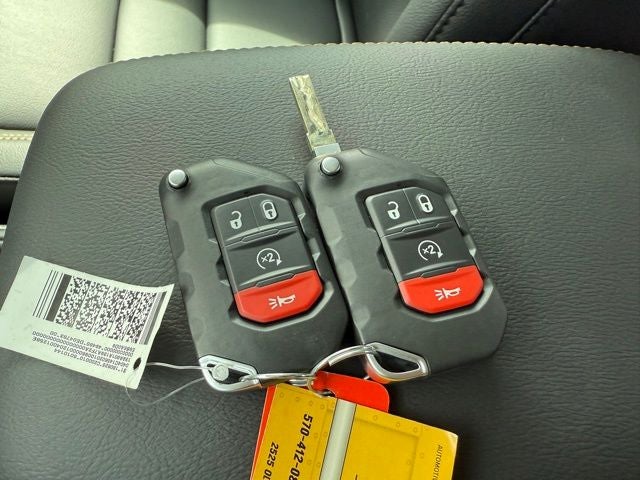 2025 Jeep Gladiator GLADIATOR HIGH TIDE 4X4