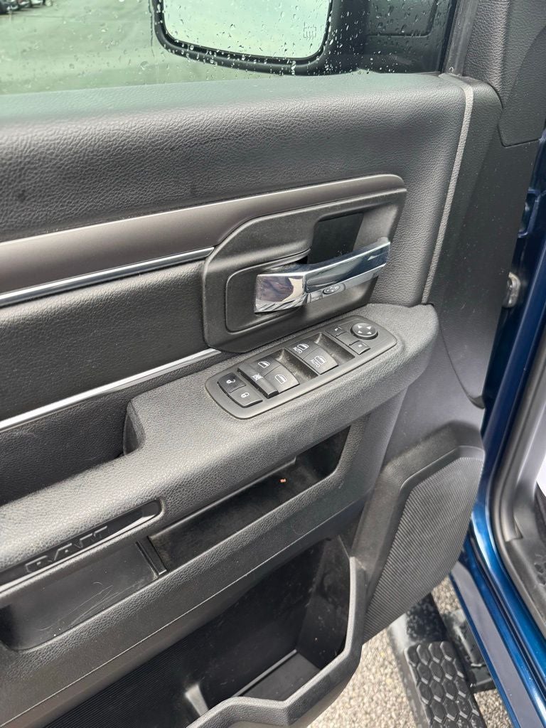 2021 RAM 1500 Classic Warlock Quad Cab 4x4 6'4' Box