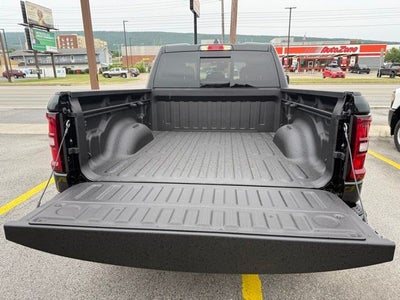2025 RAM Ram 1500 RAM 1500 TRADESMAN QUAD CAB 4X4 6'4' BOX