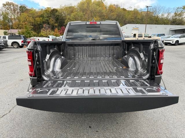 2025 RAM Ram 1500 RAM 1500 TRADESMAN QUAD CAB 4X4 6'4' BOX