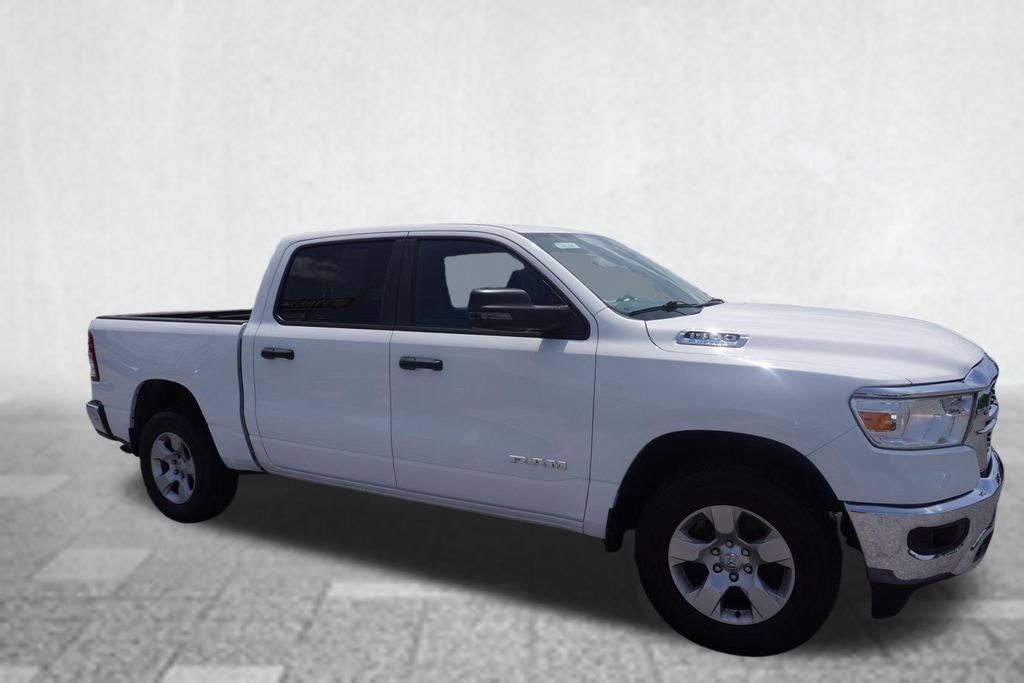 2023 RAM 1500 Big Horn Crew Cab 4x4 5'7' Box