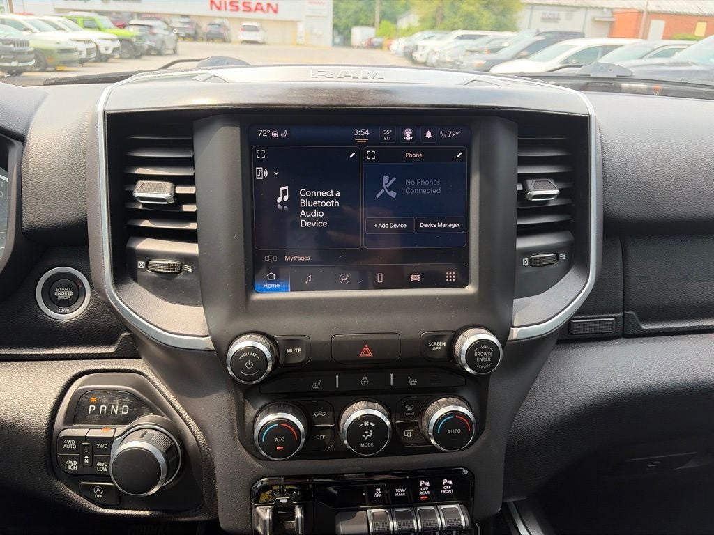 2023 RAM 1500 Big Horn Crew Cab 4x4 5'7' Box
