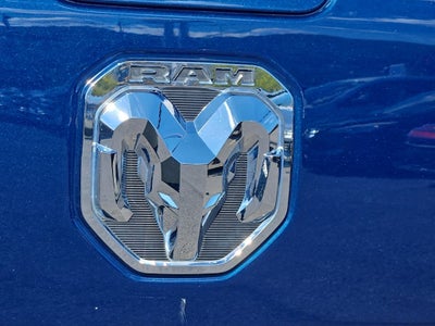 2023 RAM 1500 Big Horn Crew Cab 4x4 5'7' Box