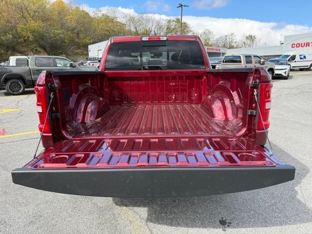 2025 RAM Ram 1500 RAM 1500 TRADESMAN CREW CAB 4X4 5'7' BOX