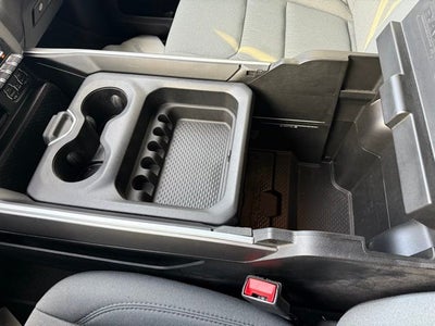 2021 RAM 1500 Big Horn Quad Cab 4x4 6'4' Box