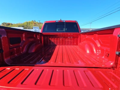 2027 RAM Ram 1500 RAM 1500 BIG HORN CREW CAB 4X4 5'7' BOX