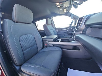 2025 RAM 1500 Big Horn Crew Cab 4x4 5'7' Box