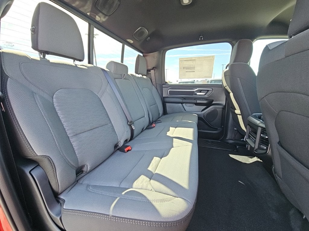 2027 RAM Ram 1500 RAM 1500 BIG HORN CREW CAB 4X4 5'7' BOX