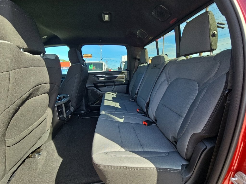 2027 RAM Ram 1500 RAM 1500 BIG HORN CREW CAB 4X4 5'7' BOX