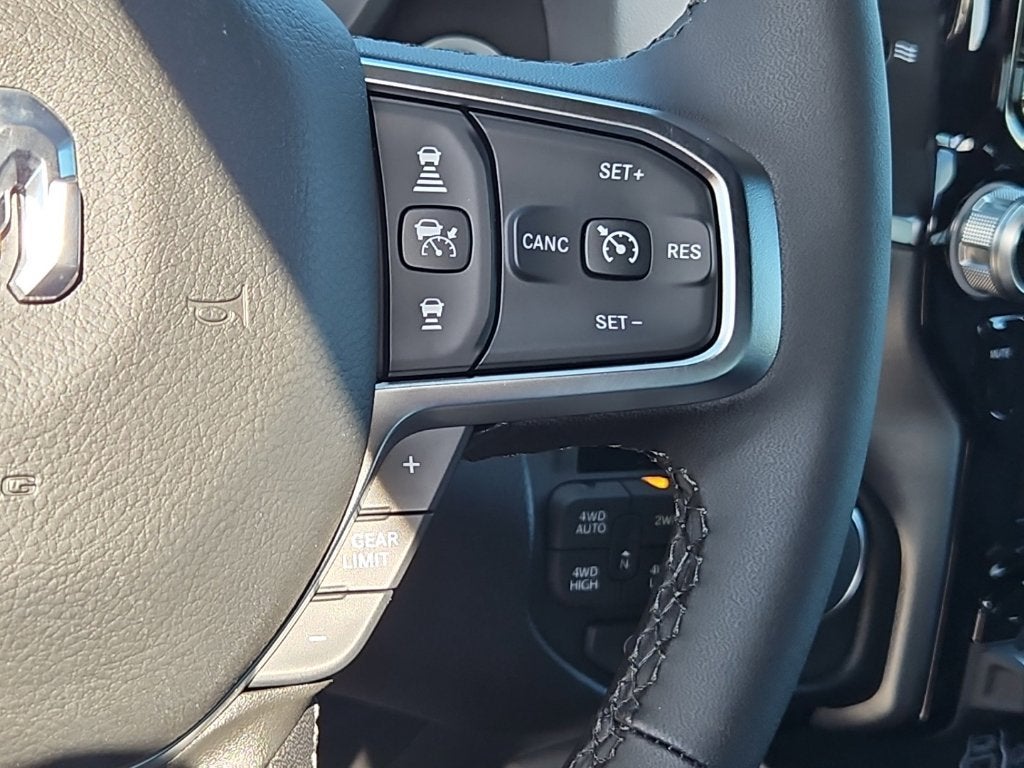 2027 RAM Ram 1500 RAM 1500 BIG HORN CREW CAB 4X4 5'7' BOX