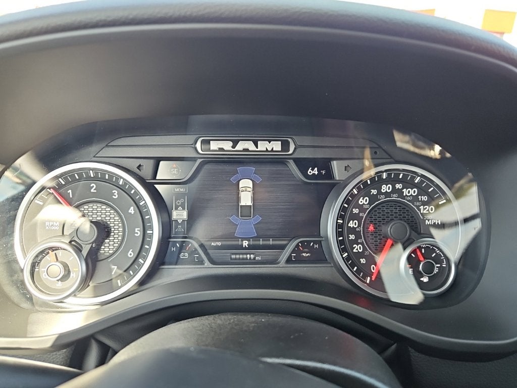 2027 RAM Ram 1500 RAM 1500 BIG HORN CREW CAB 4X4 5'7' BOX
