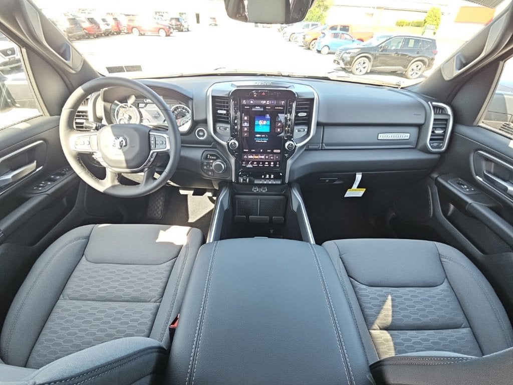 2027 RAM Ram 1500 RAM 1500 BIG HORN CREW CAB 4X4 5'7' BOX