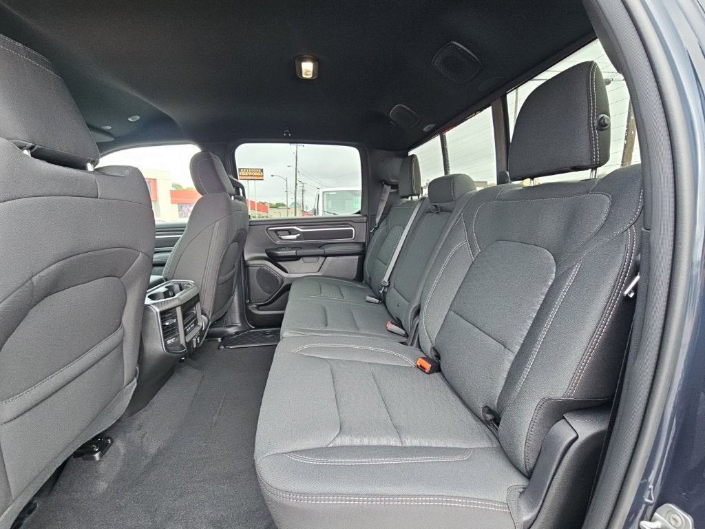 2027 RAM Ram 1500 RAM 1500 BIG HORN CREW CAB 4X4 5'7' BOX