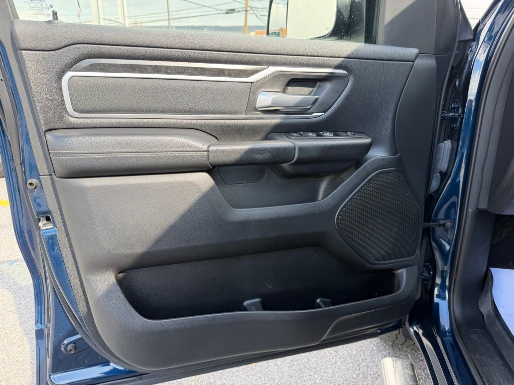 2021 RAM 1500 Big Horn Crew Cab 4x4 5'7' Box