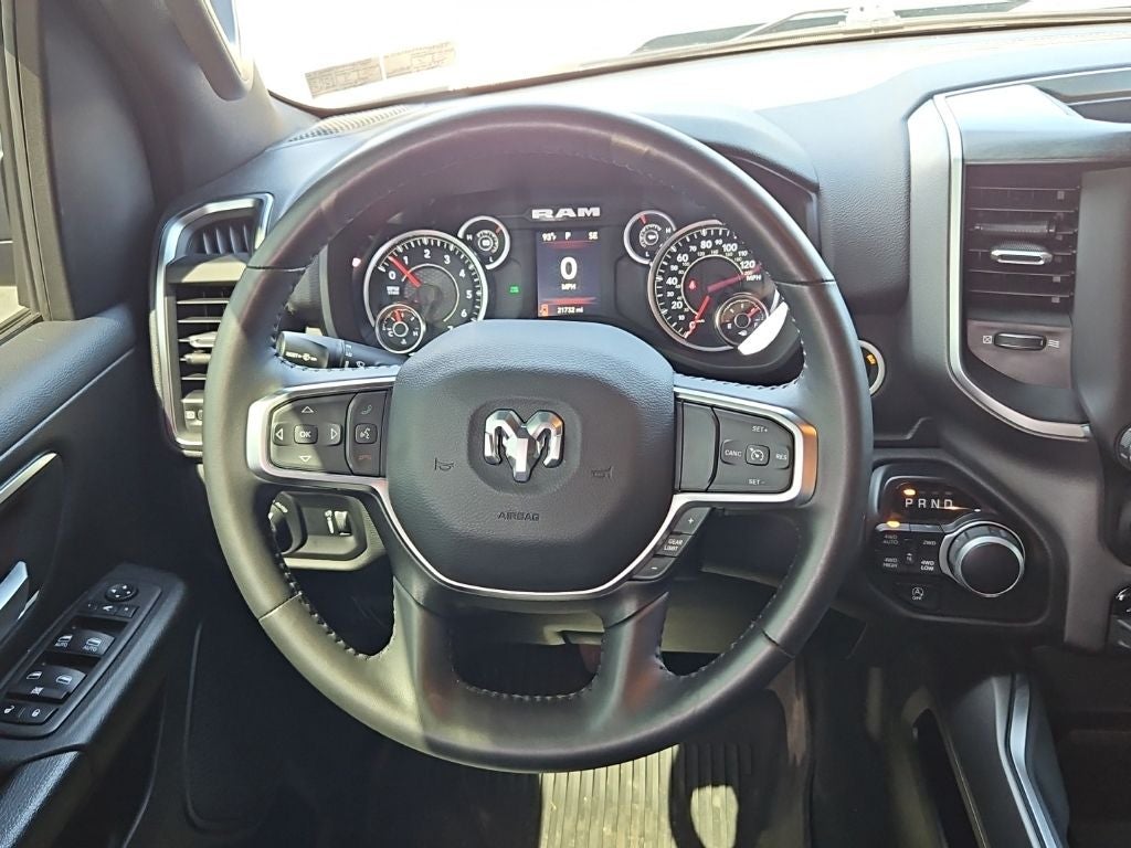2024 RAM 1500 Big Horn Crew Cab 4x4 5'7' Box